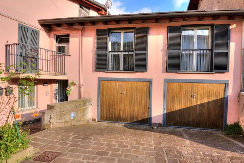Апартаменты Casa Vacanza Angolo Della Corte Комо Экстерьер фото