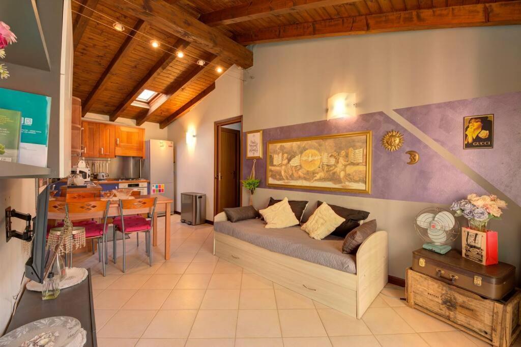 Апартаменты Casa Vacanza Angolo Della Corte Комо Экстерьер фото